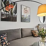 Very Spacious 4Br Apartment Close To Matzleinsdorferplatz