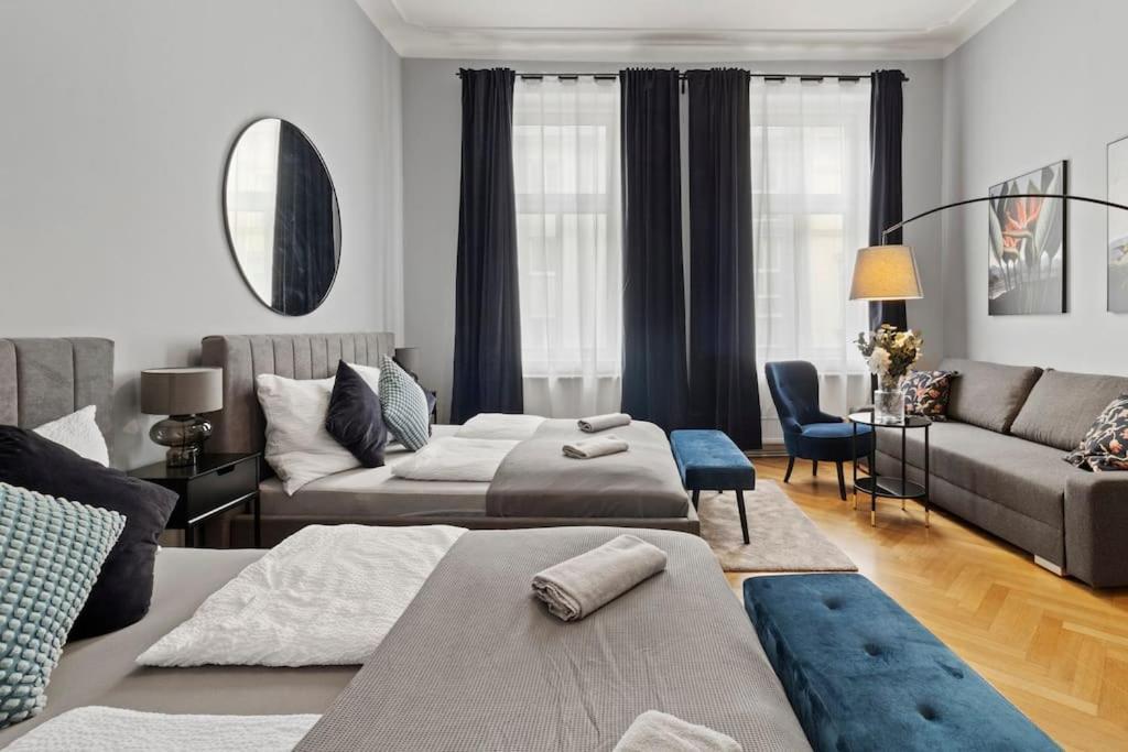 Apartment Very Spacious 4br Close To Matzleinsdorferplatz Wien