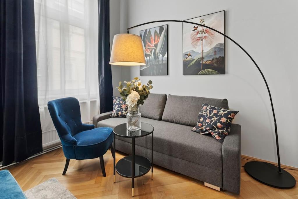 Apartment Very Spacious 4br Close To Matzleinsdorferplatz