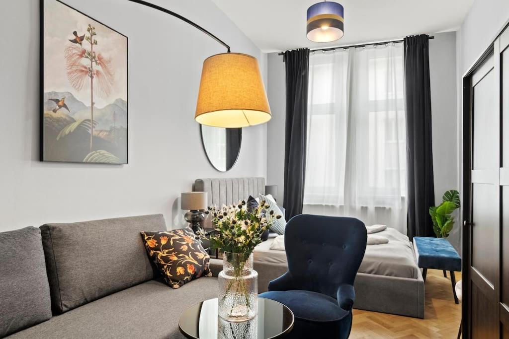 Very Spacious 4br Close To Matzleinsdorferplatz